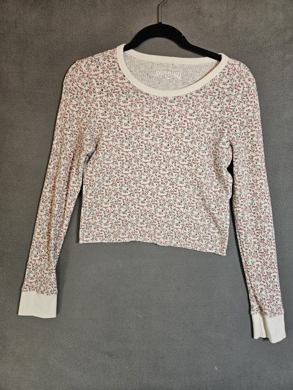 American Eagle Womens Medium Waffle Knit Thermal Shirt Holly Floral Crop Long Sl
